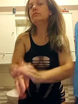 Dark Angel 22 online show from October 3, 2025, 6:16 pm