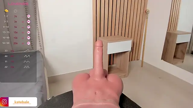 Kate bale online show from January 13, 2025, 8:04 pm