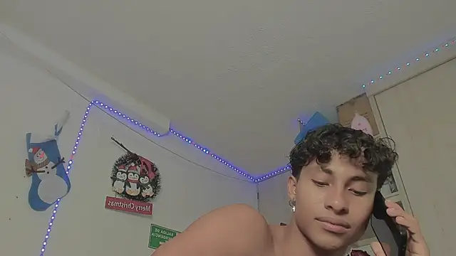 Snapshot of _diegsz_ chatting on December 11, 2024, 6:20 pm diegsz online show from December 11, 2024, 6:20 pm