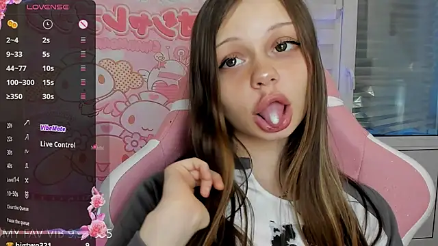 Snapshot of shy_melony chatting on February 12, 2026, 6:08 am shy melony online show from February 12, 2026, 6:08 am