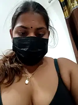 Snapshot of Hotmilfxox chatting on December 20, 2024, 4:04 pm Hotmilfxox online show from December 20, 2024, 4:04 pm