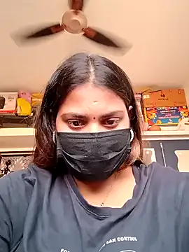 Snapshot of Hotmilfxox chatting on January 7, 2025, 11:37 am Hotmilfxox online show from January 7, 2025, 11:37 am