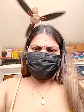 Snapshot of Hotmilfxox chatting on January 25, 2025, 8:10 am Hotmilfxox online show from January 25, 2025, 8:10 am