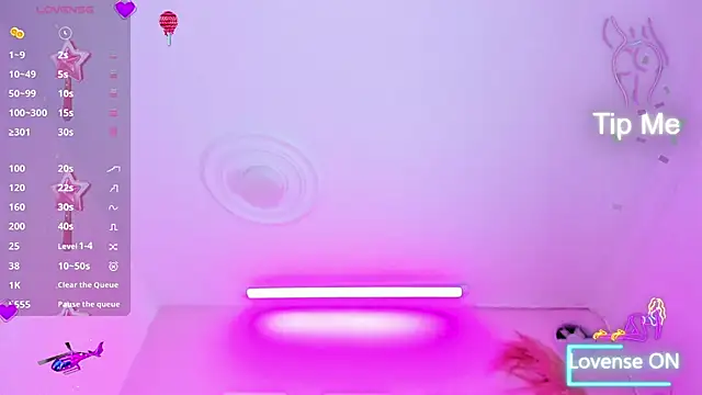 EIMY BRIGHT online show from September 30, 2025, 3:44 am