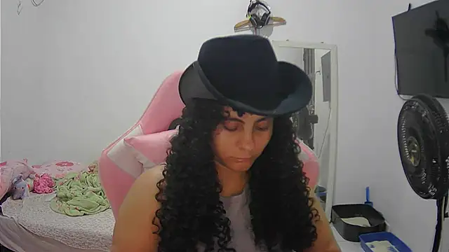 Snapshot of leximaxell chatting on October 7, 2025, 5:26 am leximaxell online show from October 7, 2025, 5:26 am