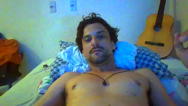 Snapshot of couplemilk chatting on February 4, 2026, 2:06 am couplemilk online show from February 4, 2026, 2:06 am