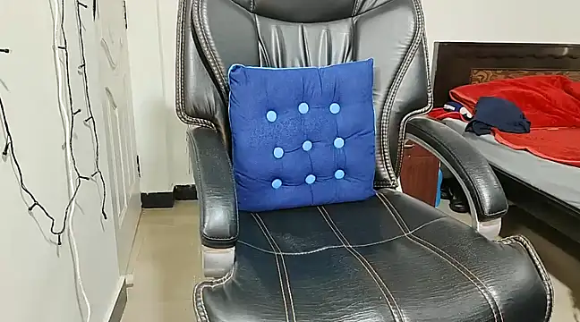 Anjali cute-Pondati online show from February 15, 2025, 4:58 am