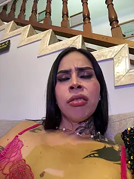 GiahDaniels online show from May 15, 2026, 11:01 pm