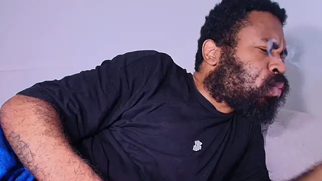 KaelMoreau online show from March 19, 2026, 10:19 am