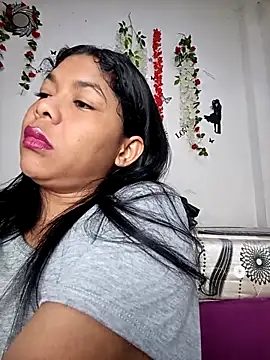 DIORA Latina online show from October 8, 2025, 1:20 pm