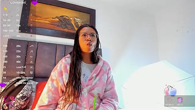 Vahiolet smith online show from February 24, 2026, 3:37 am