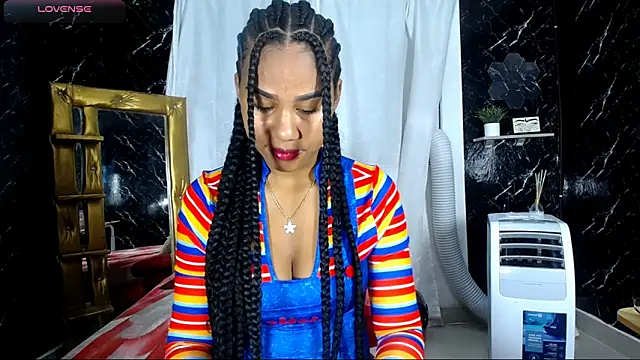 Hillary queen online show from November 30, 2025, 12:31 pm