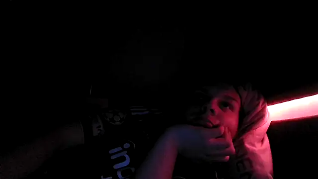 Nicolasjlhkjzl online show from March 27, 2026, 7:24 pm