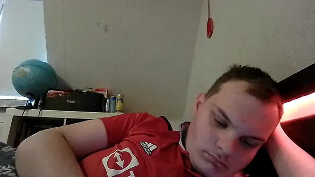 Nicolasjlhkjzl online show from April 6, 2026, 5:08 am