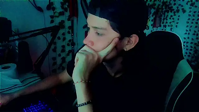 Andy gray online show from April 14, 2026, 6:36 pm