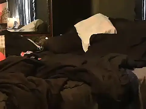 Snapshot of RM_Discov3ri3z chatting on December 28, 2024, 7:33 pm RM Discov3ri3z online show from December 28, 2024, 7:33 pm