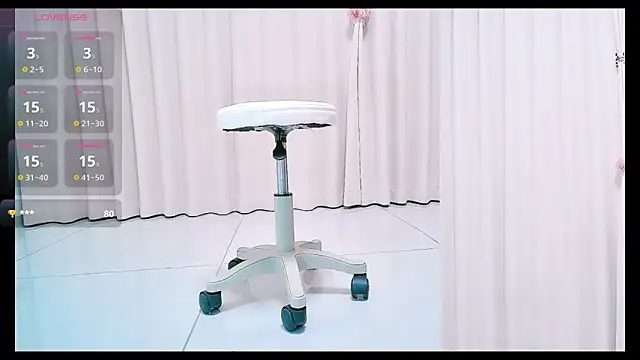 Snapshot of Aster_Hoa chatting on December 1, 2025, 2:22 pm Aster Hoa online show from December 1, 2025, 2:22 pm