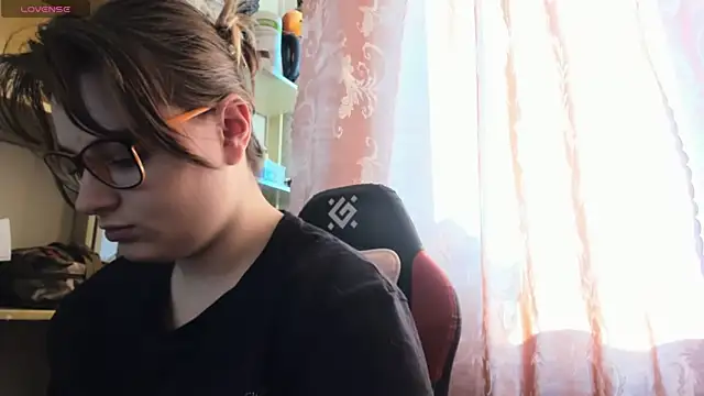 Seductive She Wolf online show from March 28, 2026, 3:00 pm