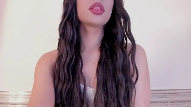 Snapshot of Sophia_Cambpell chatting on February 16, 2026, 9:55 pm Sophia Cambpell online show from February 16, 2026, 9:55 pm