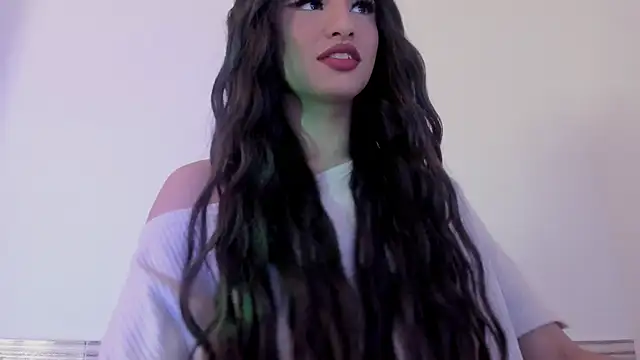 Snapshot of Sophia_Cambpell chatting on February 19, 2026, 9:00 pm Sophia Cambpell online show from February 19, 2026, 9:00 pm