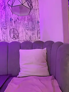 AbyThompson online show from February 22, 2026, 1:53 pm