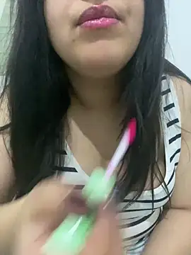 yassminsexy22 online show from January 29, 2025, 4:30 pm