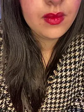 yassminsexy22 online show from February 6, 2025, 4:03 pm