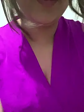yassminsexy22 online show from June 2, 2026, 9:17 pm