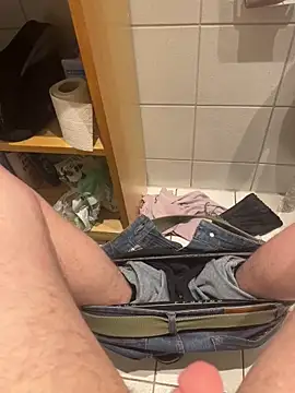 Snapshot of Michaela1222 chatting on January 17, 2026, 3:06 pm Michaela1222 online show from January 17, 2026, 3:06 pm