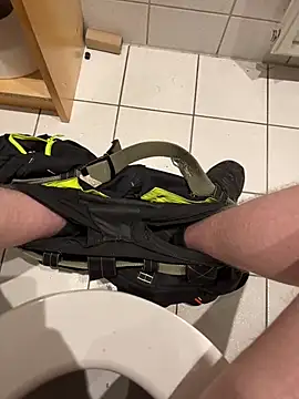 Snapshot of Michaela1222 chatting on February 27, 2026, 4:07 pm Michaela1222 online show from February 27, 2026, 4:07 pm