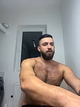 Snapshot of LoveIsBlind_ chatting on December 1, 2024, 10:32 pm LoveIsBlind  online show from December 1, 2024, 10:32 pm