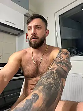 Snapshot of LoveIsBlind_ chatting on December 21, 2024, 12:09 am LoveIsBlind  online show from December 21, 2024, 12:09 am