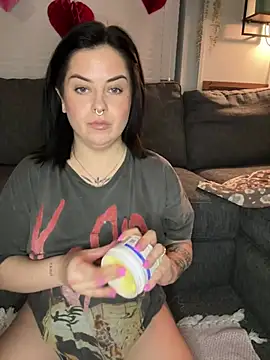 NaomiSquirts online show from February 14, 2025, 9:53 pm