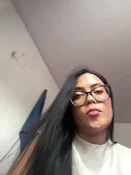 Snapshot of Karla-sexy01 chatting on June 5, 2026, 7:41 pm Karla-sexy01 online show from June 5, 2026, 7:41 pm
