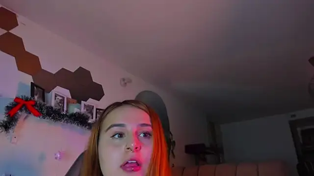 evy orange1 online show from January 7, 2026, 2:14 am