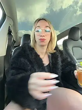 Snapshot of Giuliana_baby chatting on March 28, 2026, 8:58 am Giuliana baby online show from March 28, 2026, 8:58 am