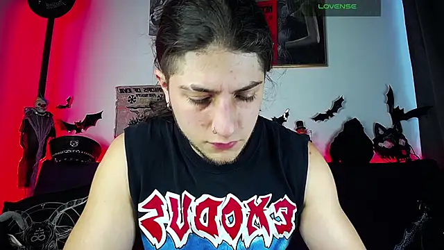 Snapshot of blckwolf_6 chatting on October 24, 2025, 6:26 pm blckwolf 6 online show from October 24, 2025, 6:26 pm