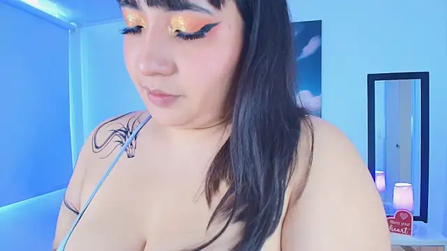 Emma monserrat online show from February 6, 2026, 7:39 pm