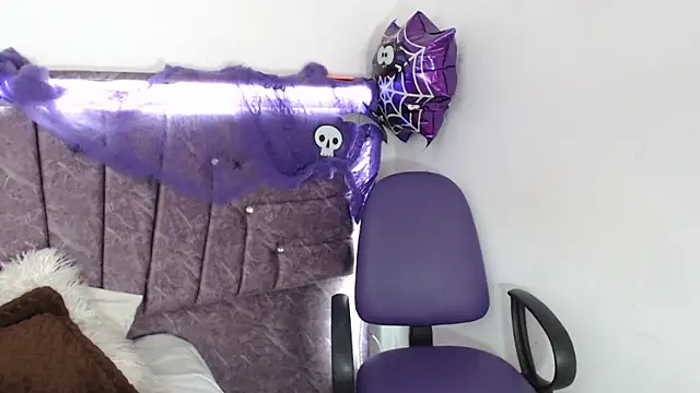 Penelope Fox14 online show from October 25, 2025, 1:18 pm