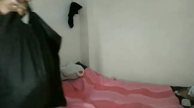 Ivon-09 online show from January 28, 2025, 5:03 pm