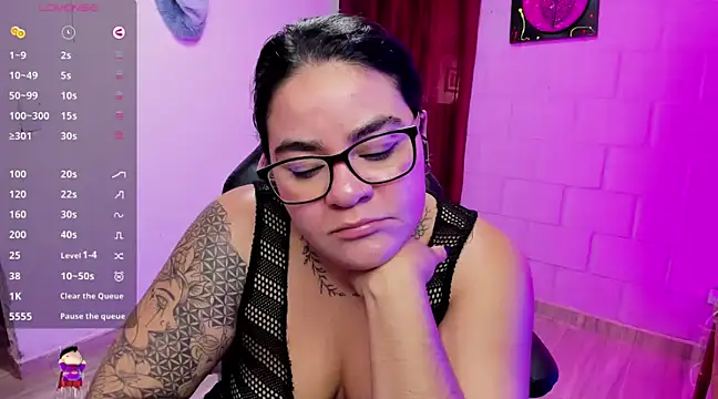 Sharon hils online show from December 17, 2024, 2:55 pm