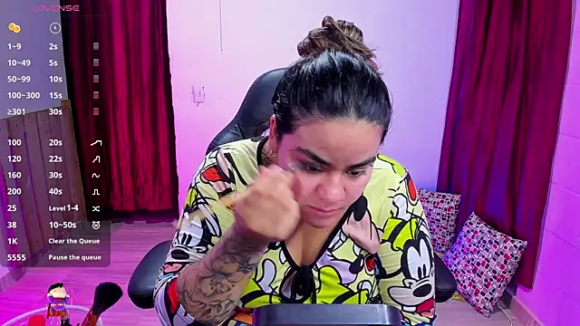 Sharon hils online show from December 26, 2024, 12:59 pm