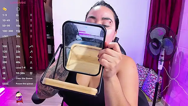 Sharon hils online show from January 3, 2025, 5:42 pm