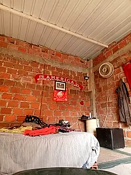 Snapshot of Yairelnegro chatting on April 3, 2026, 8:18 pm Yairelnegro online show from April 3, 2026, 8:18 pm