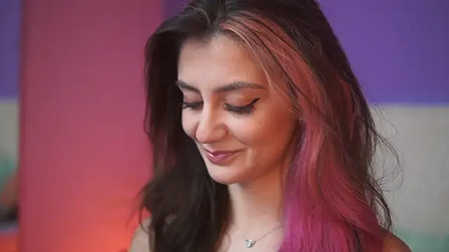 SabrinaHope online show from December 14, 2025, 8:46 pm