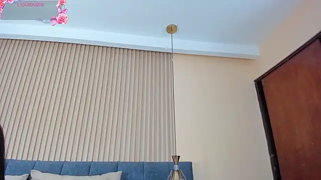 Snapshot of kathecute__ chatting on February 7, 2026, 1:42 am kathecute online show from February 7, 2026, 1:42 am