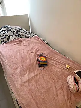 Snapshot of mint_melissaaa chatting on February 24, 2025, 1:10 pm mint melissaaa online show from February 24, 2025, 1:10 pm