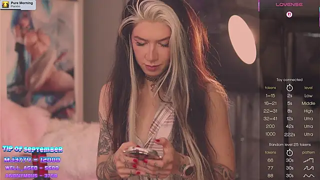 Virtual Wafu online show from September 19, 2025, 2:18 pm