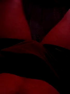 duromelopones online show from October 27, 2025, 12:20 pm