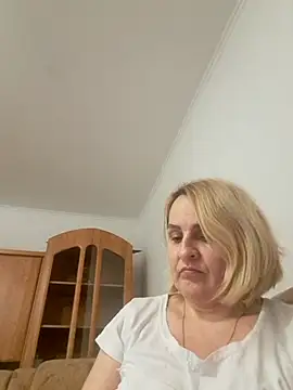 Malichkaanna30 online show from January 30, 2025, 6:43 pm